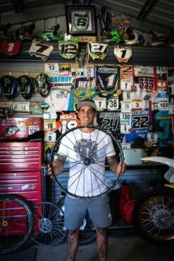 Mavic Deemax Pro 27.5 '' Front Wheel | Boost 15x110mm | Sam Hill Limited Edition 9 Mavic Deemax Pro 27.5 '' Front Wheel | Boost 15x110mm | Sam Hill Limited Edition -SRAM Shop 14809645e908d9b8a7eb9.14565836